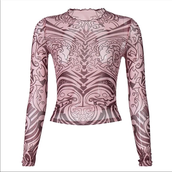 New tattoo like long sleeve crop top - Picture 2 of 4